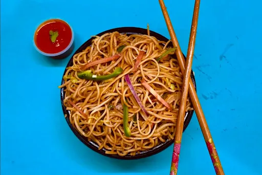 Street Style Veg Chowmein