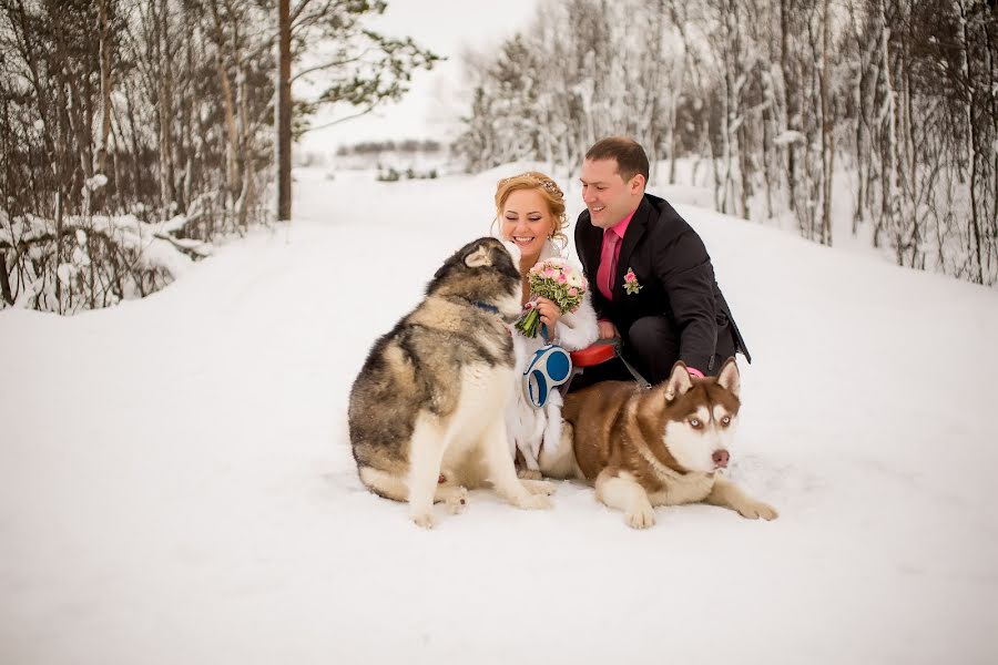 Wedding photographer Mari Nikulina (hrisofemida). Photo of 10 December 2016