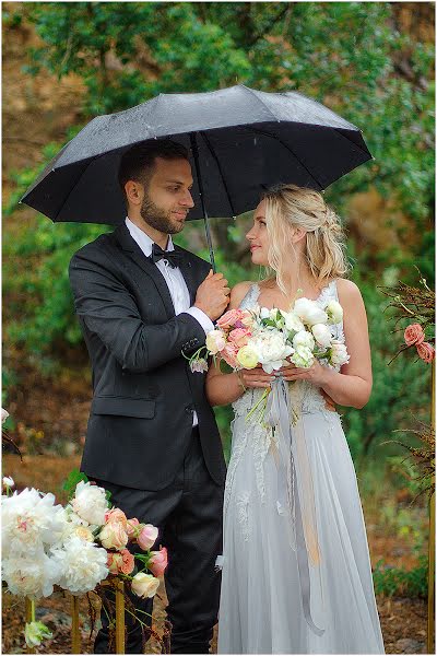 Fotógrafo de casamento Katya Pchelka (katiapchelka). Foto de 27 de maio 2018