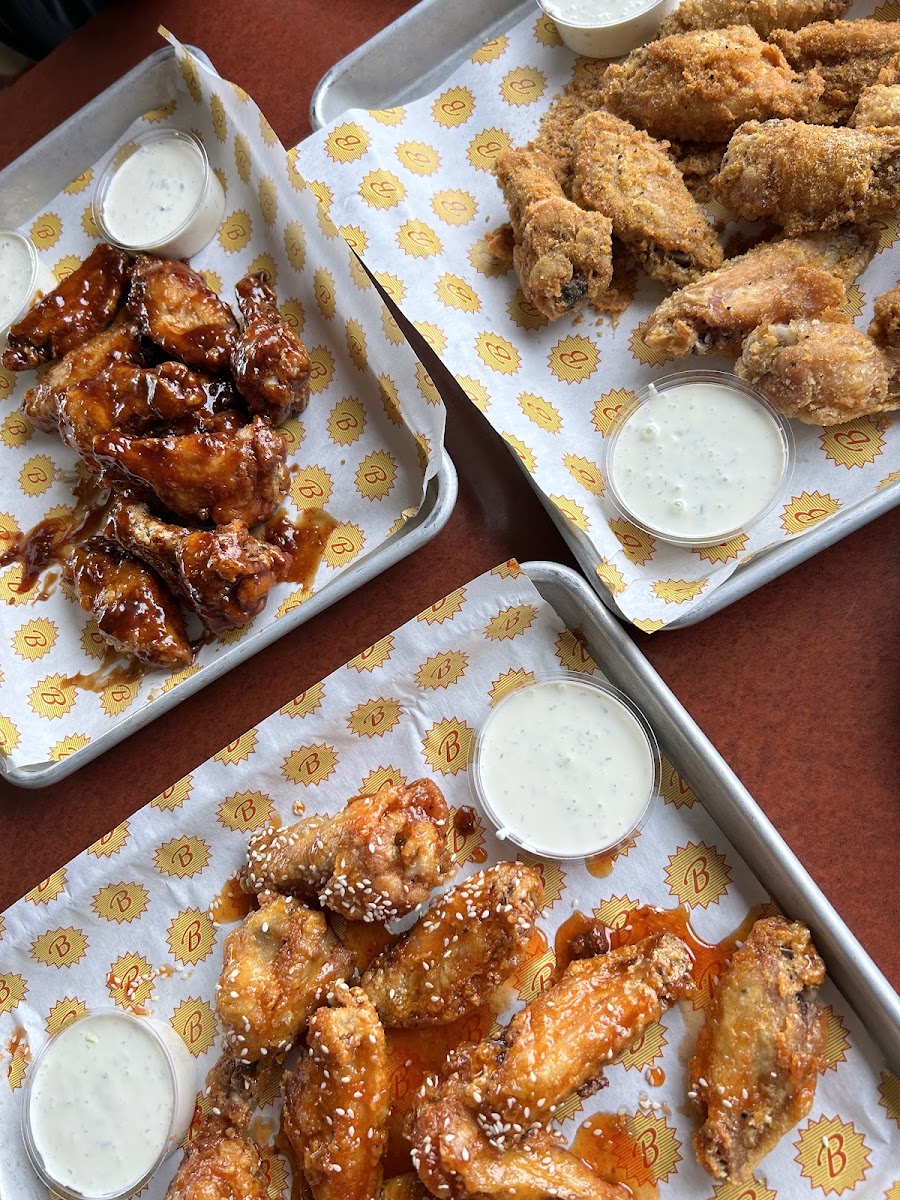 Gluten-Free Wings at Bricksworth Beer Co.