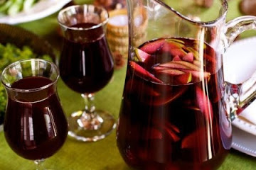 Thanksgiving Cider Sangria