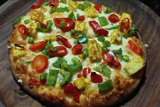 Spicy Paneer Pizza