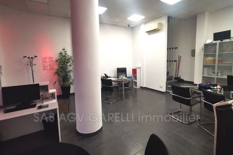 Vente locaux professionnels  88 m² à Toulon (83000), 239 000 €