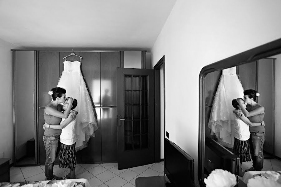 Wedding photographer Marco Nava (studio). Photo of 13 February 2014