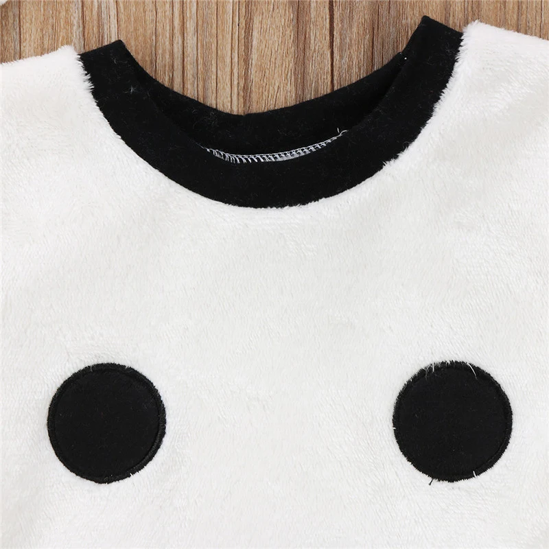 Herfst- en winterflanellen baby-onesie, zacht en warm, ideaal om uw kleintje warm en comfortabel te houden tijdens koude dagen.