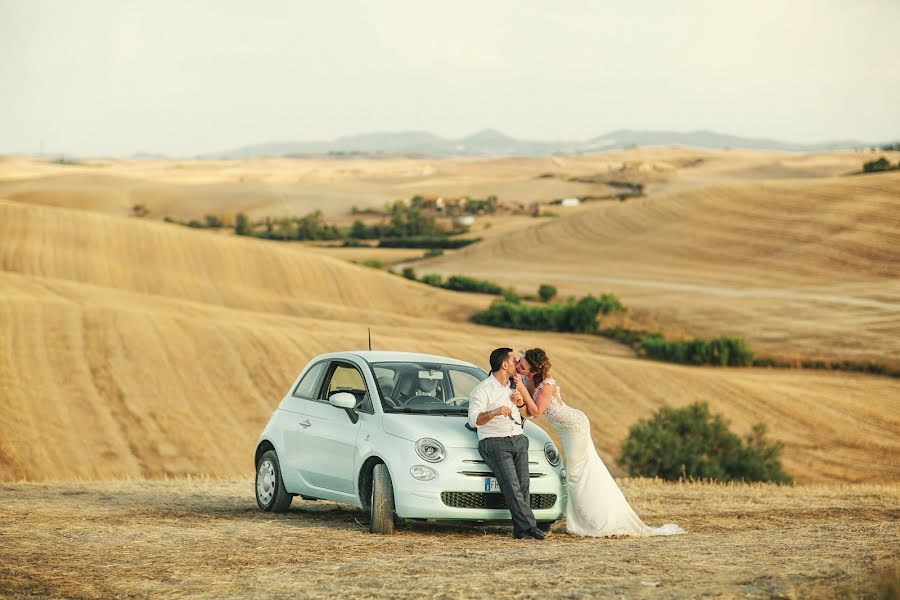 Fotografo di matrimoni Miroslav Kudrin (kremsoda). Foto del 10 novembre 2017