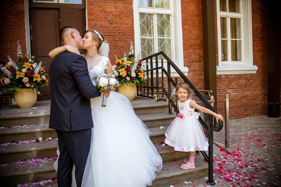 Wedding photographer Romualds Rubenis (rubenis). Photo of 20 January 2020