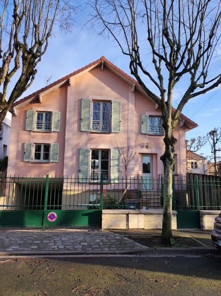 Location  appartement 6 pièces 154 m² à Le Perreux-sur-Marne (94170), 2 550 €