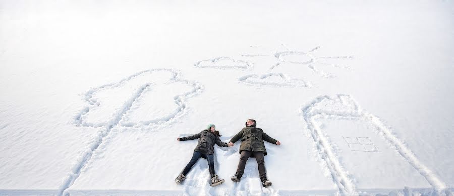 Jurufoto perkahwinan Tikhomirov Evgeniy (tihomirov). Foto pada 28 Mac 2016