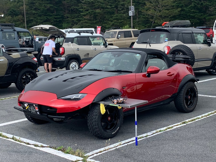 RAV4のオフスタイルミーティング・RAV4・ワンオフパーツ満載に関するカスタム事例の投稿画像14枚目