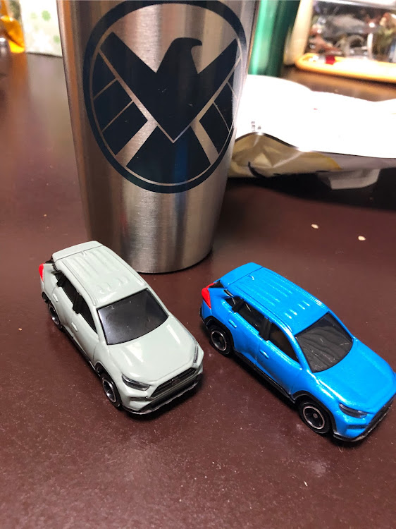 RAV4の犬好きさんとも繋がりたい・納車待ち・AVIREX好き・デブでハゲでヒゲのおっさん・トミカに関するカスタム事例の投稿画像3枚目