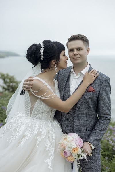 Fotógrafo de casamento Kseniya Averina (averinakseniya). Foto de 4 de dezembro 2022