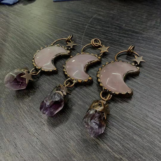 Title 7, Retro Style Personality Moon Pendant Handmade E...