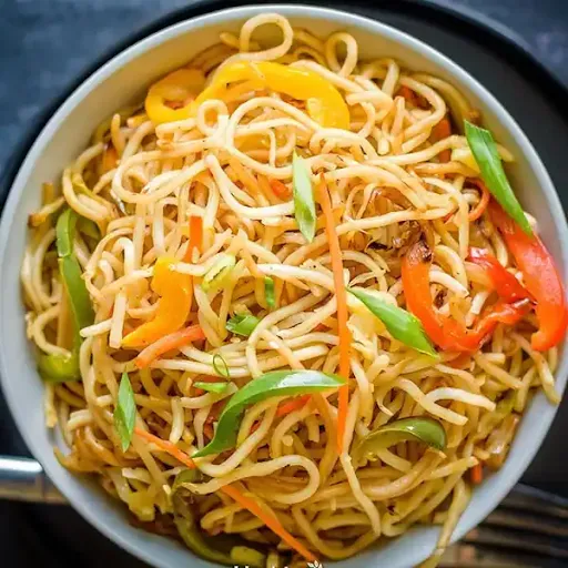 Veg Hakka Noodle