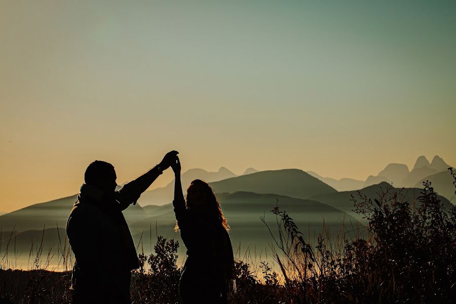 Fotograful de nuntă Adilson Teixeira (adilsonteixeira). Fotografia din 7 august 2019