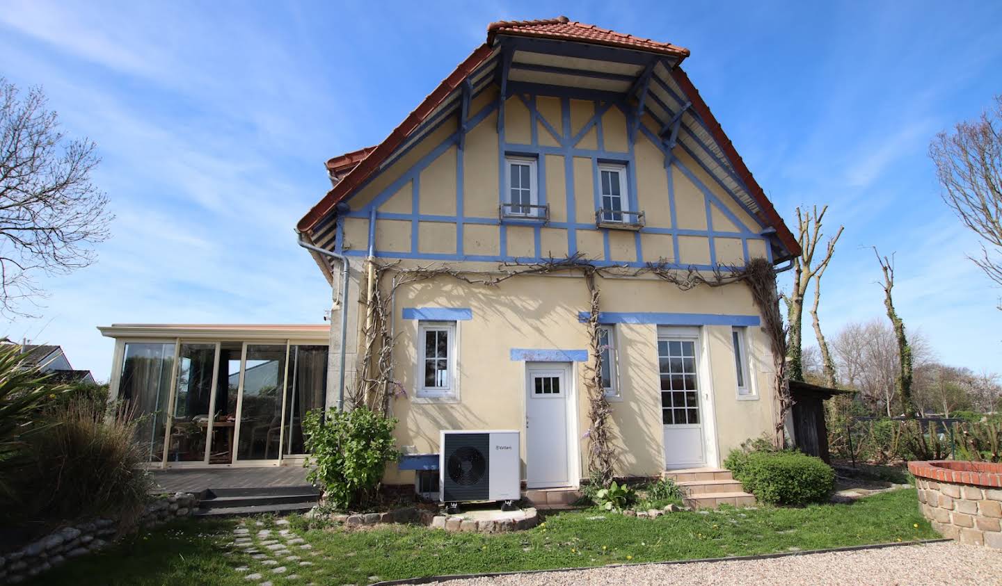 Maison Saint-Aubin-sur-Mer