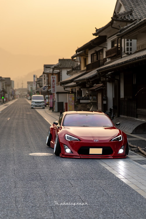 86の86・ZN6・矢掛町宿場町・空気足・インスタフォロー待ってます！に関するカスタム事例の投稿画像1枚目