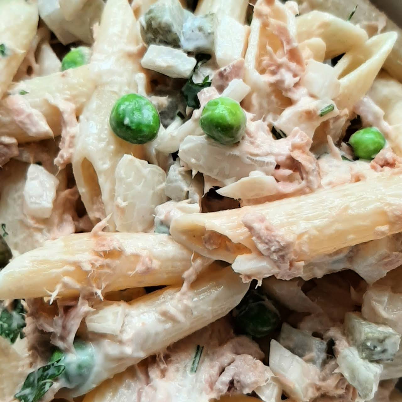 CREAMY TUNA PASTA SALAD