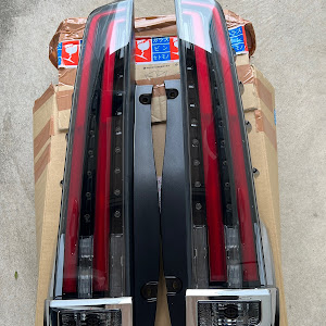 ヴォクシー ZRR80W