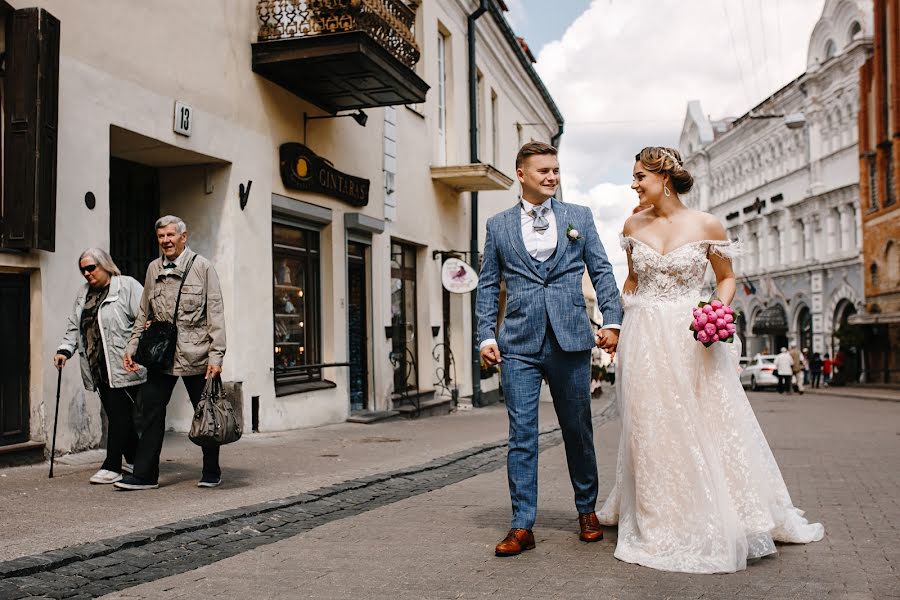 Fotógrafo de casamento Viktoriya Shikshnyan (vickyphotography). Foto de 27 de setembro 2019