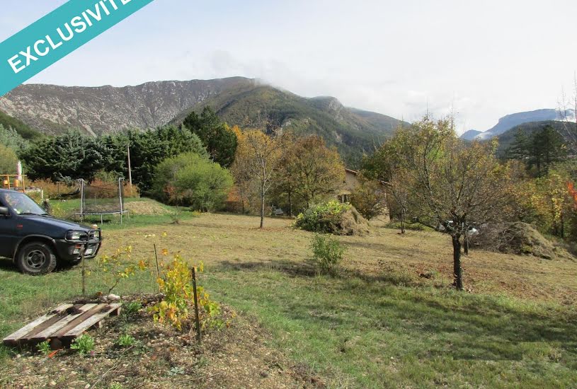  Vente Terrain à bâtir - 1 500m² à La Bâtie-Montsaléon (05700) 