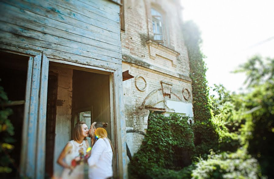 Wedding photographer Elena Mikhaylova (elenamikhaylova). Photo of 4 June 2018