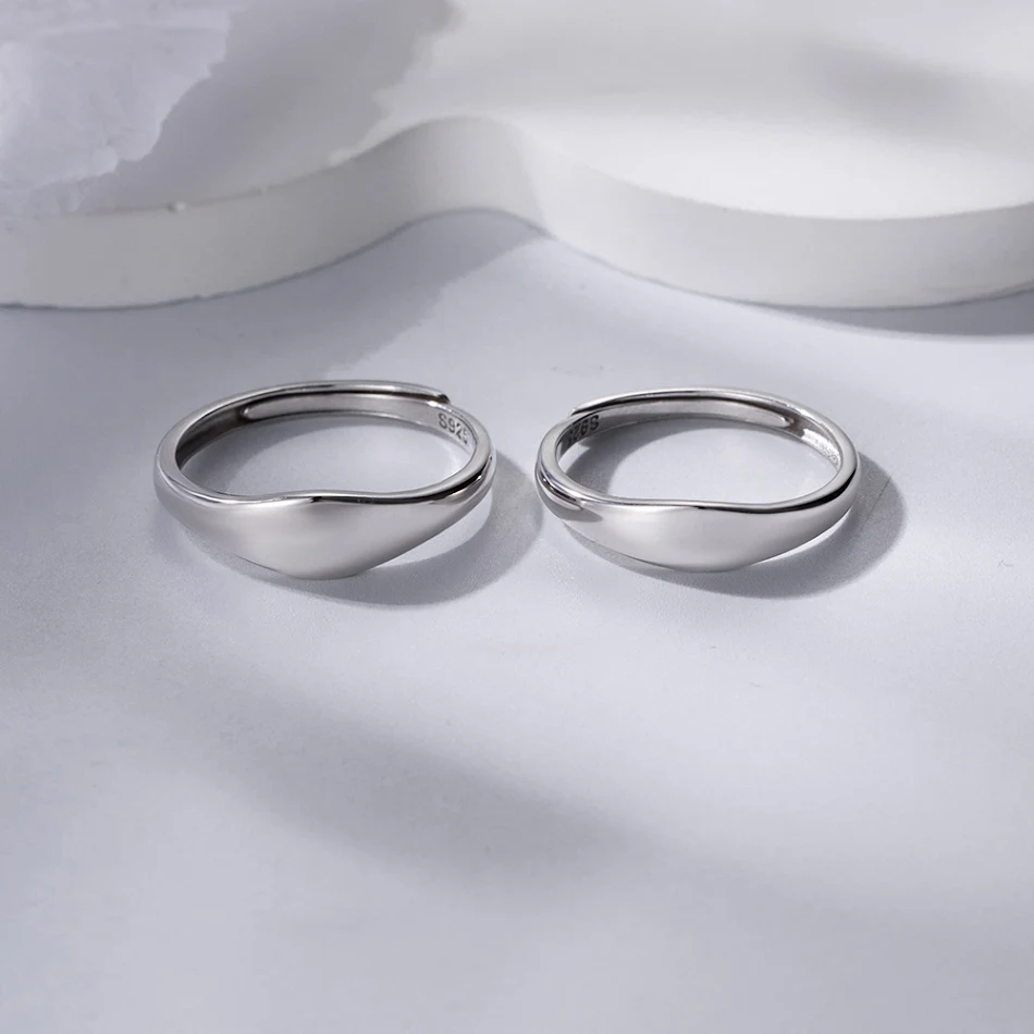 Anello per Coppie in Argento Sterling 925 Lusso Semplice e Leggero Gioiello per Amanti Celebra l'Amore con Eleganza e Raffinatezza