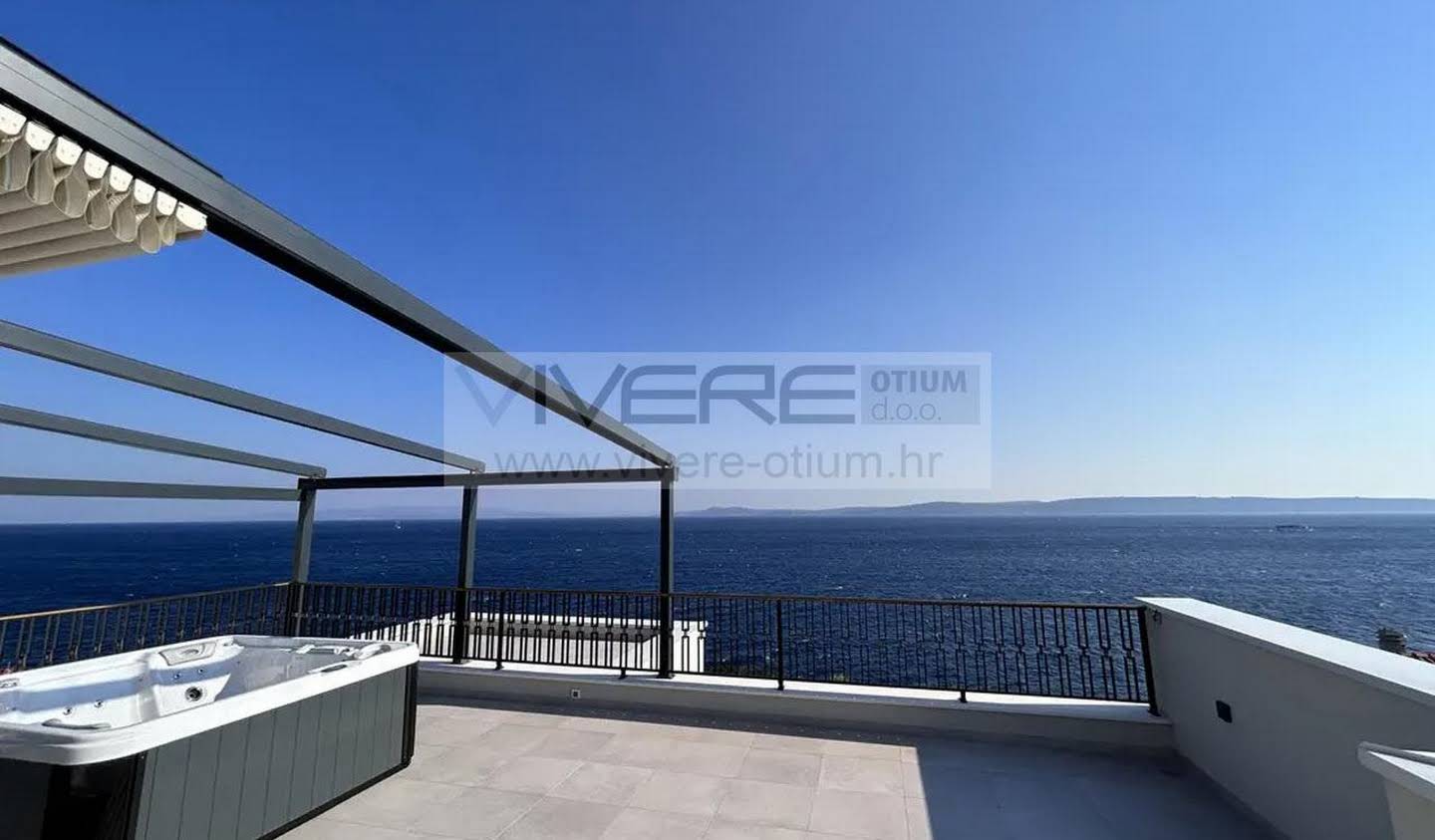 Villa with pool and terrace Trogir