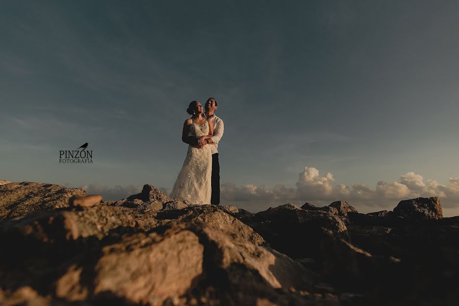 Fotografo di matrimoni Alexandro Pérez Pinzón (pinzon). Foto del 1 luglio 2017