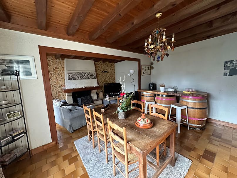 Vente maison 9 pièces 177.3 m² à Courbillac (16200), 280 000 €