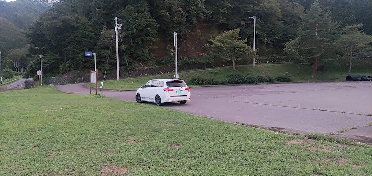 カローラフィールダーのあなたのヘッドライトは？・車よりエアコン買わなければ・・・。・水も滴る良い愛車・便器扱いされる可哀想な車・乗り換え延期かもに関するカスタム事例の投稿画像10枚目