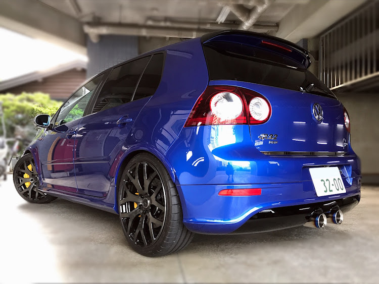 ゴルフの愛車のお尻はこんな感じ・R32・辰巳paに関するカスタム事例の投稿画像2枚目
