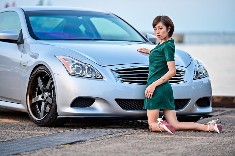 スカイラインクーペのモデルさんと愛車・ポートレート撮影に関するカスタム事例の投稿画像9枚目