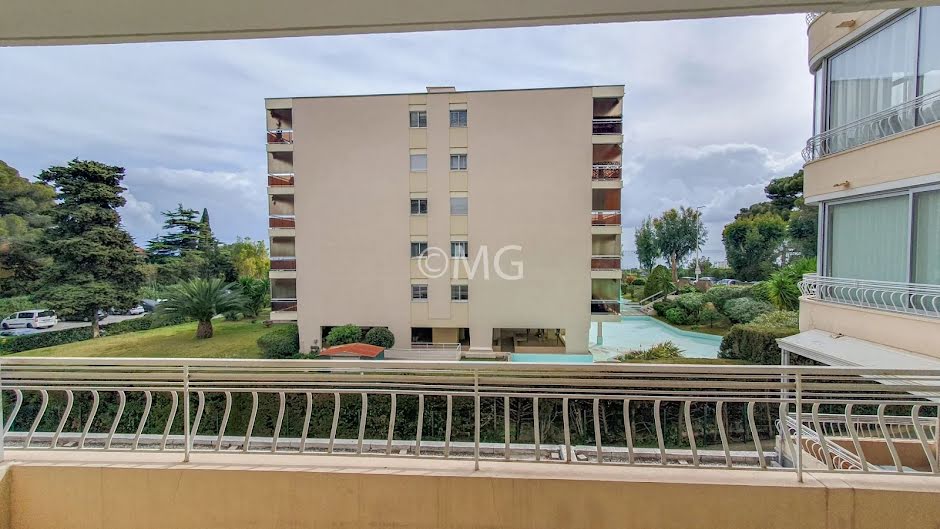 Vente appartement 3 pièces 61.2 m² à Cannes (06400), 380 000 €