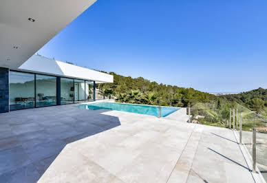 Property with pool 3