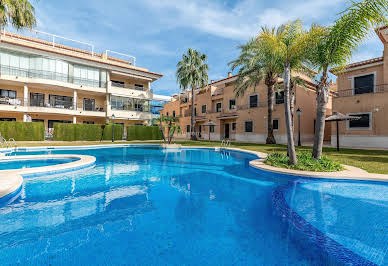 Maison avec piscine et terrasse 20