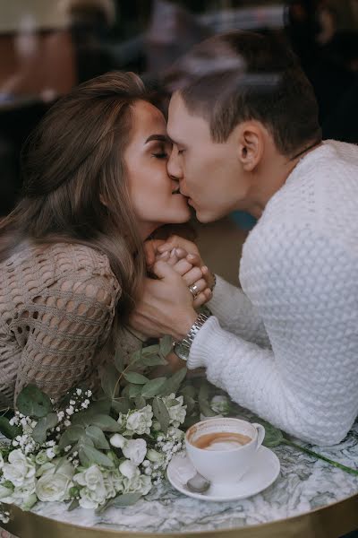 Fotógrafo de casamento Angelina Kozmenko (angelinakd). Foto de 19 de março 2019