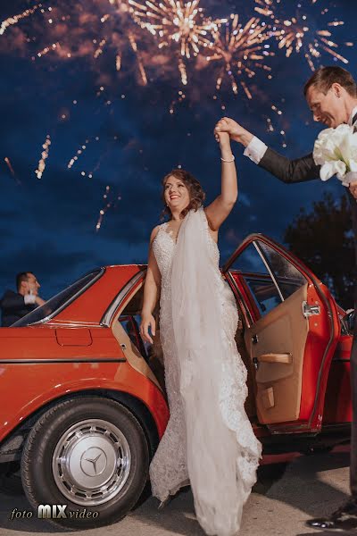 Fotógrafo de bodas Pero Šušnjar (fotomixvideo). Foto del 26 de julio 2017