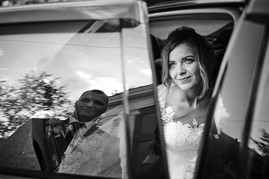 Fotógrafo de casamento Anna Veselova (annaveselova). Foto de 24 de agosto 2018