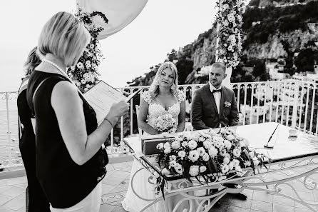 Wedding photographer Tomasz Zukowski (hellofotografia). Photo of 25 November 2022