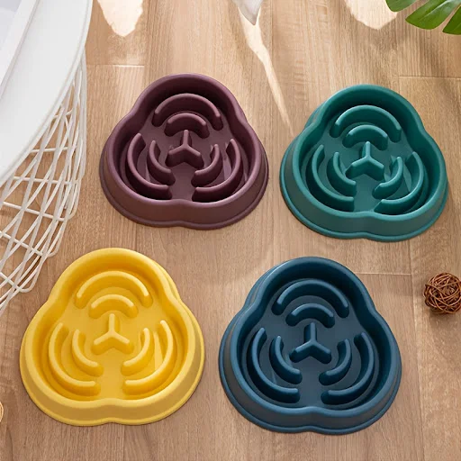 1pc Pet Dog Slow Food Plate Anti Suffocation Pet Bowl Slow Food Device Dog Plastic Food Bowl Prevent Swallowing of Pet S