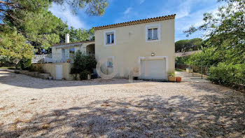 villa à Roquebrune-sur-Argens (83)