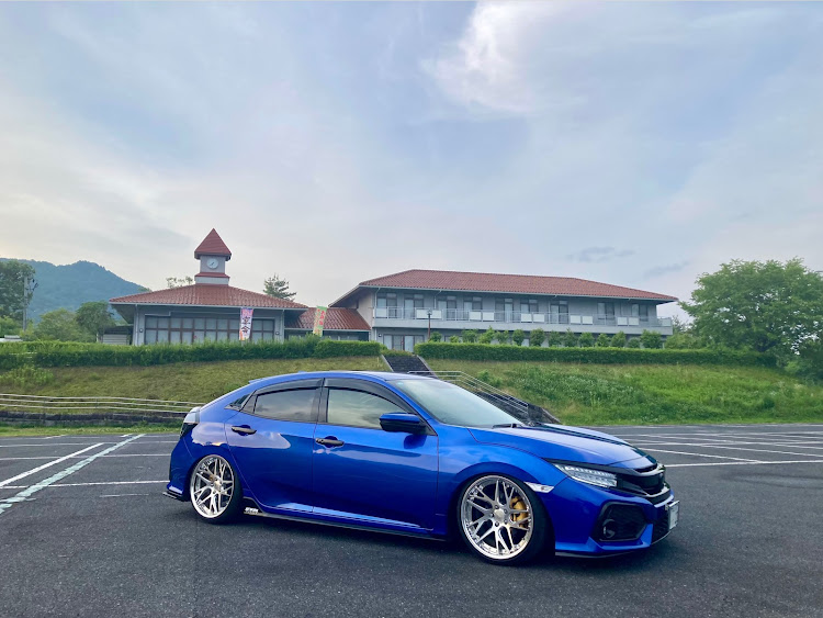 シルビアのシビック FK7・いつもイイね＆コメントありがとうございます😆・皆様とのお話がパワーの源🔥💪・エアコン修理・愛車と曇り空に関するカスタム事例の投稿画像1枚目