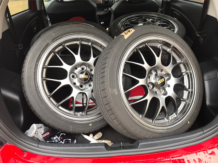 ヴィッツRS G'sの勝丸さんが投稿したカスタム事例の投稿画像1枚目