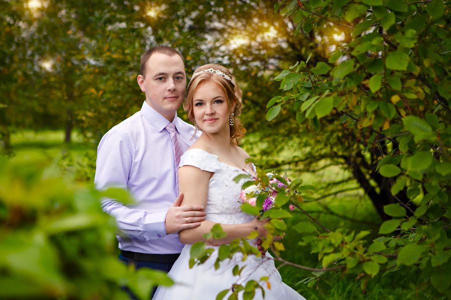 Fotógrafo de casamento Anna Zavodchikova (linxphoto). Foto de 13 de abril 2017