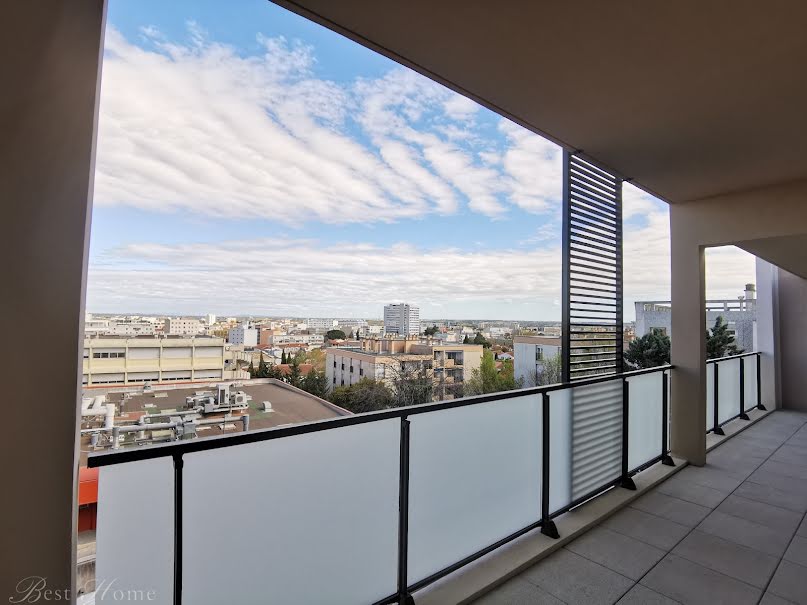 Location  appartement 4 pièces 78 m² à Nimes (30000), 1 180 €