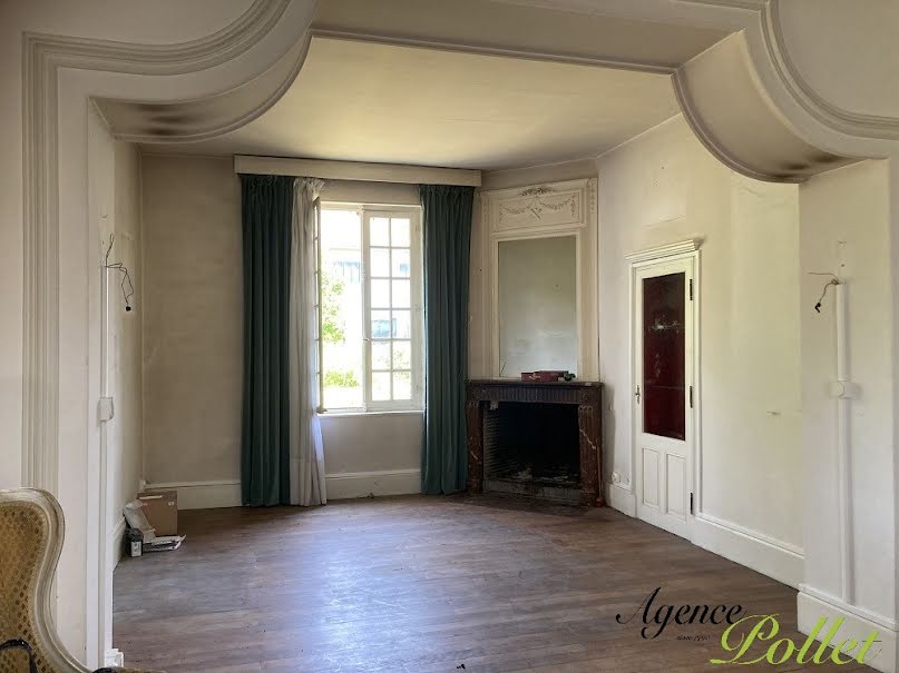 Vente maison  205 m² à Aubigny-sur-Nère (18700), 128 400 €