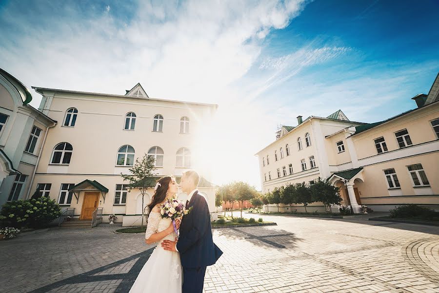 Wedding photographer Irina Nikiforova (decadence). Photo of 19 August 2015