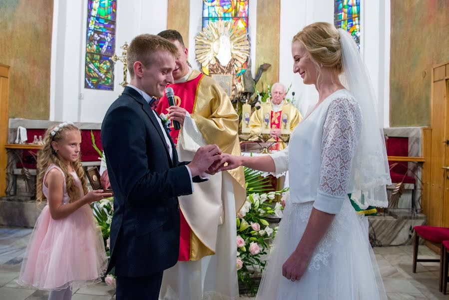 Fotógrafo de casamento Aleksander Jończyk (ajonczyk). Foto de 25 de fevereiro 2020