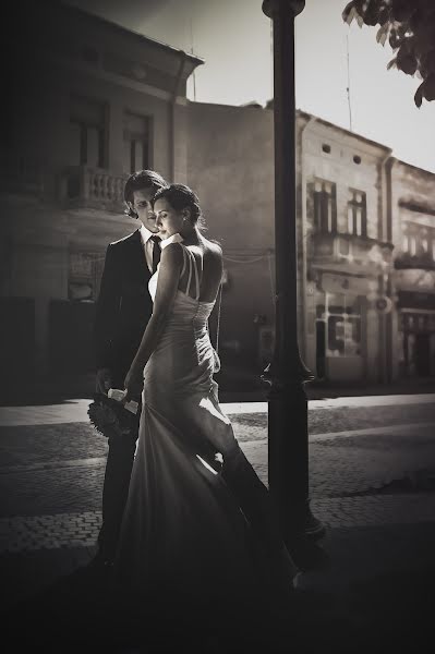 Fotografo di matrimoni Marius Ilincaru (ilincaru). Foto del 11 agosto 2015